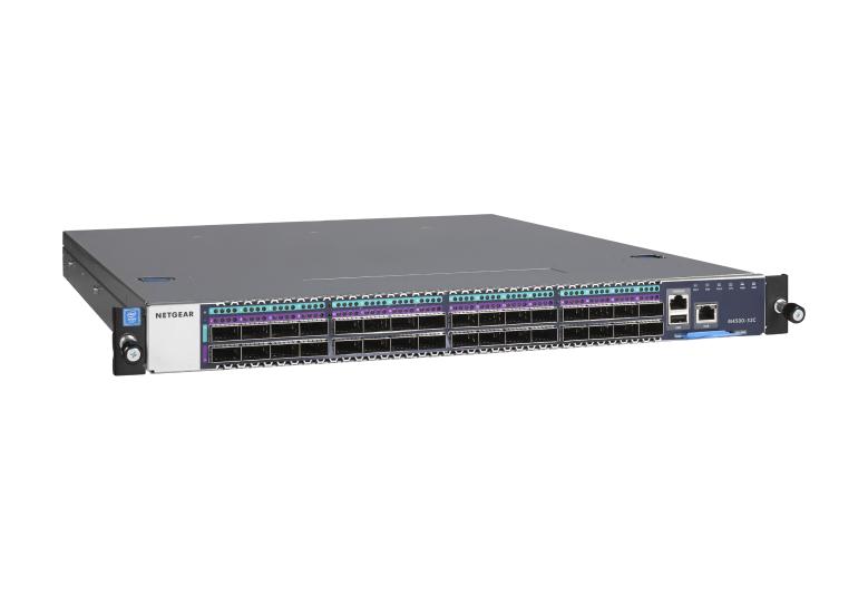 NETGEAR M4500-32C (CSM4532) — Managed Switch met 32x100G QSFP28-poorten