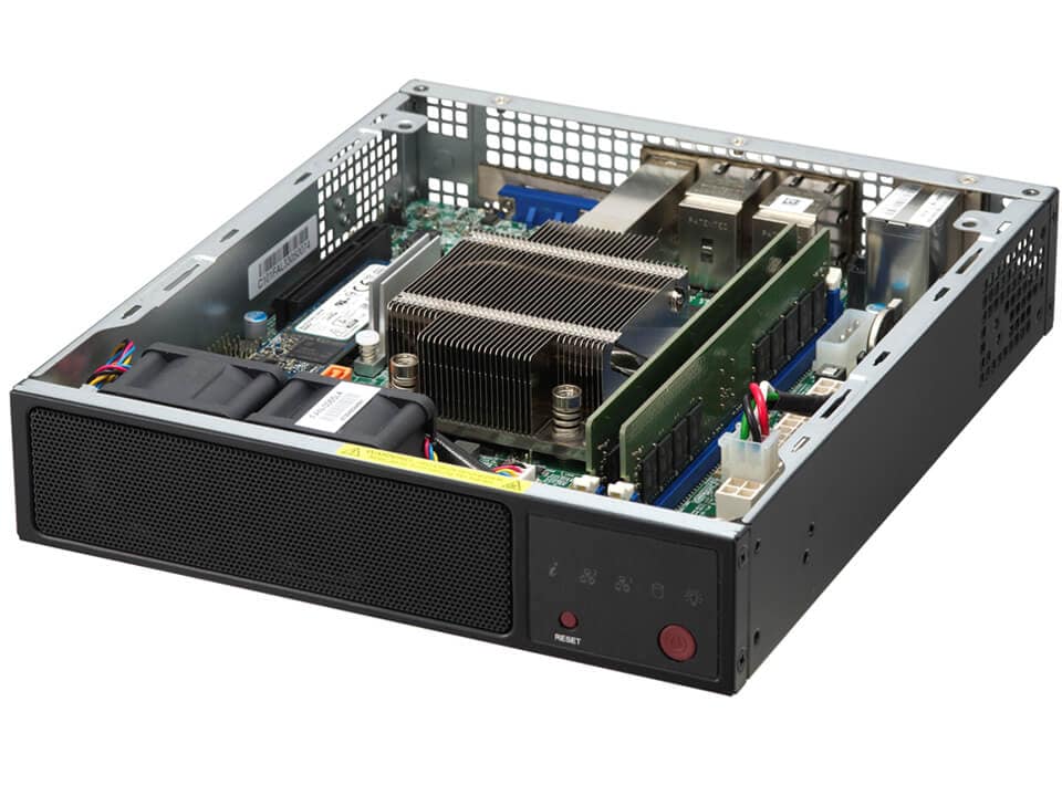 Supermicro SYS-E200-12A-8C | Box PC | SuperServer